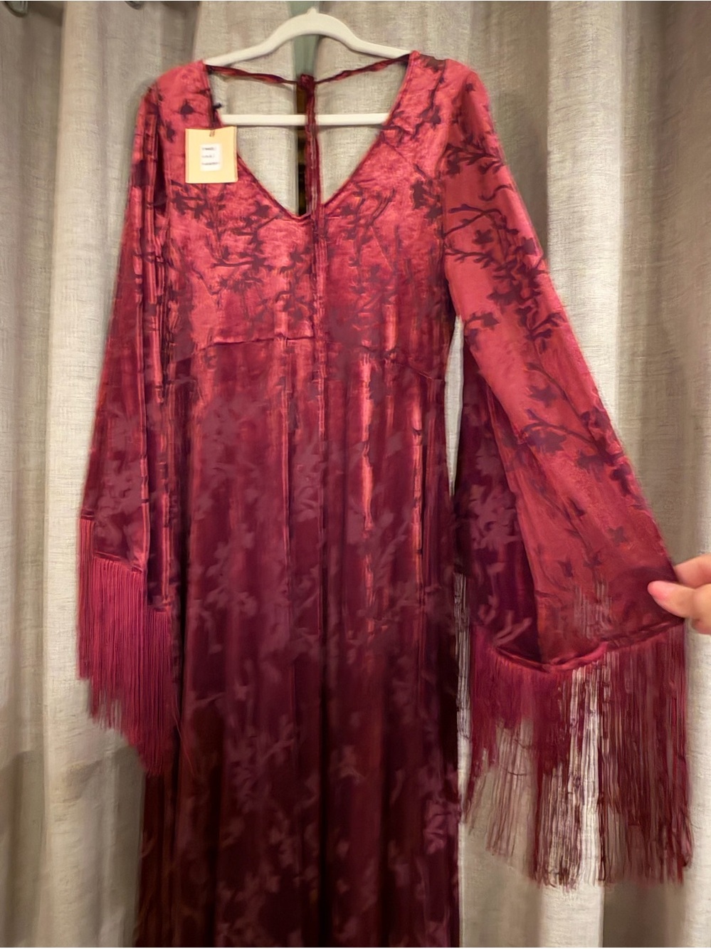2. Smak Parlour Raspberry Velvet Burnout Fringe Sleeve Stevie
Maxi Dress size XL - Picture 7 of 13
